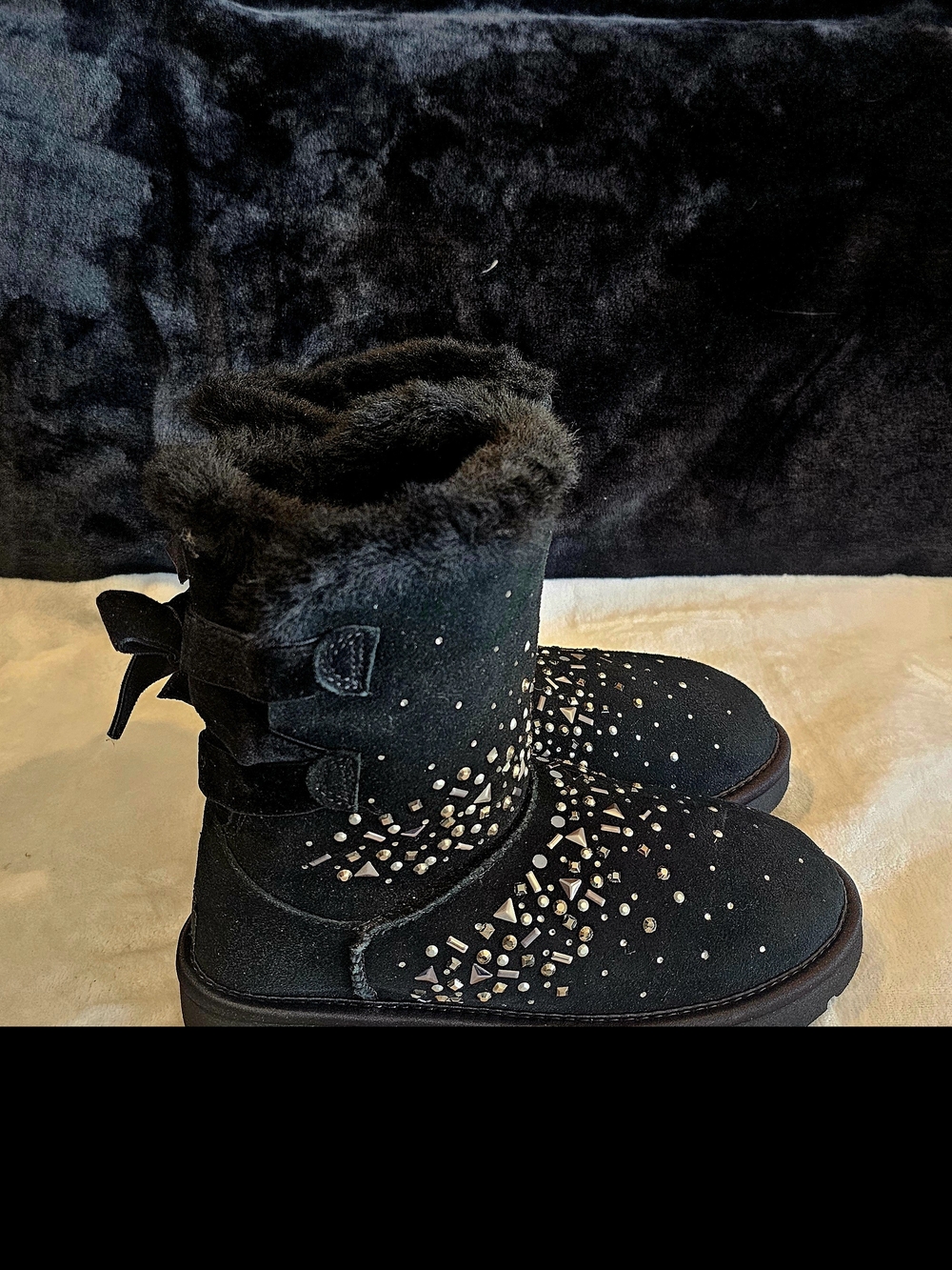 UGG Black Suede Leather Embelished Faux-Fur Bow Back Winter Boots-Size 5
